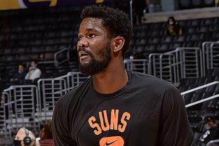 西媒：皇马希望再留吕迪格一年，球员本人也愿意留队效力（西媒：皇马盼吕迪格再留一年，球员愿留队继续效力）