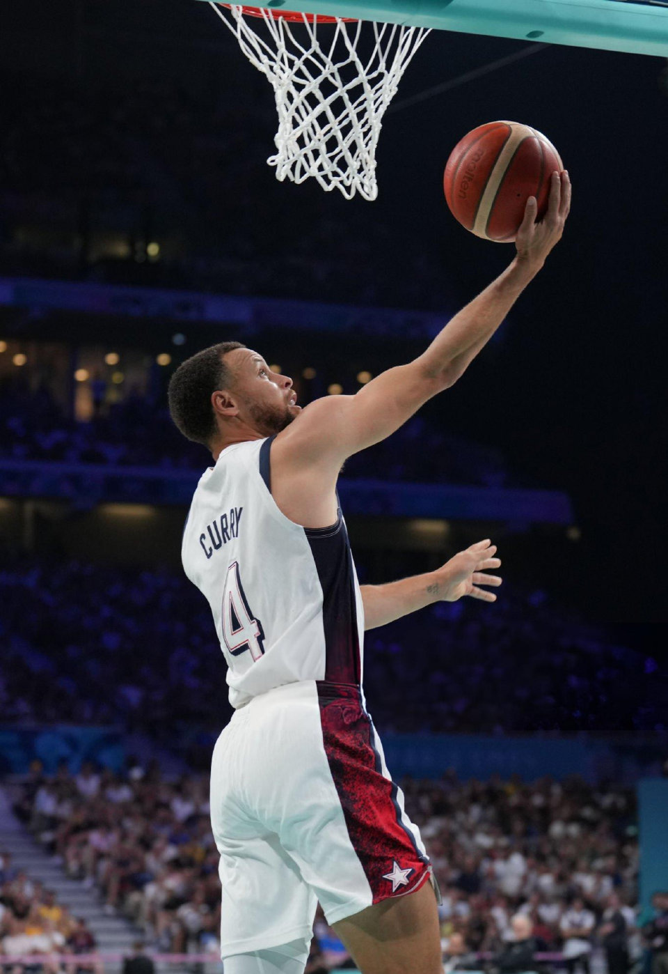 1-2！阿森纳遭读秒绝杀！曼城3-0大胜差2分，日本中场绝平利物浦（阿森纳1-2读秒遭绝杀，曼城3-0大胜将分差缩至2分，日本中场读秒绝平利物浦）