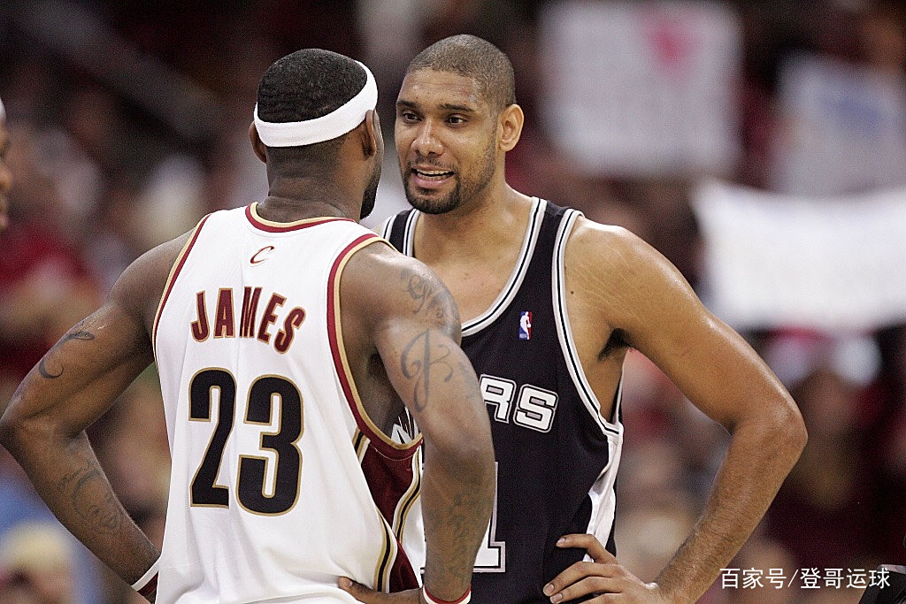 赛点一刻！米兰3：2擒获科内利亚诺，捧起意大利女排超级杯！（决胜时刻！米兰3-2力克科内利亚诺，捧起意大利女排超级杯！）