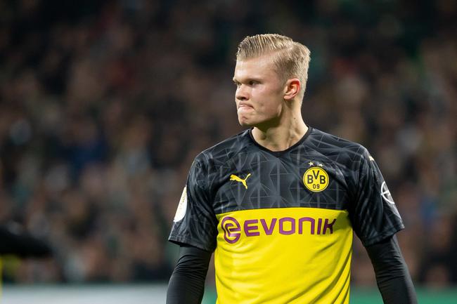 TA：帕尔特伊已接受黄潜的体检；明天他将在伦敦出席听证会（TA：帕尔特伊完成黄潜体检，明日赴伦敦参加听证会）