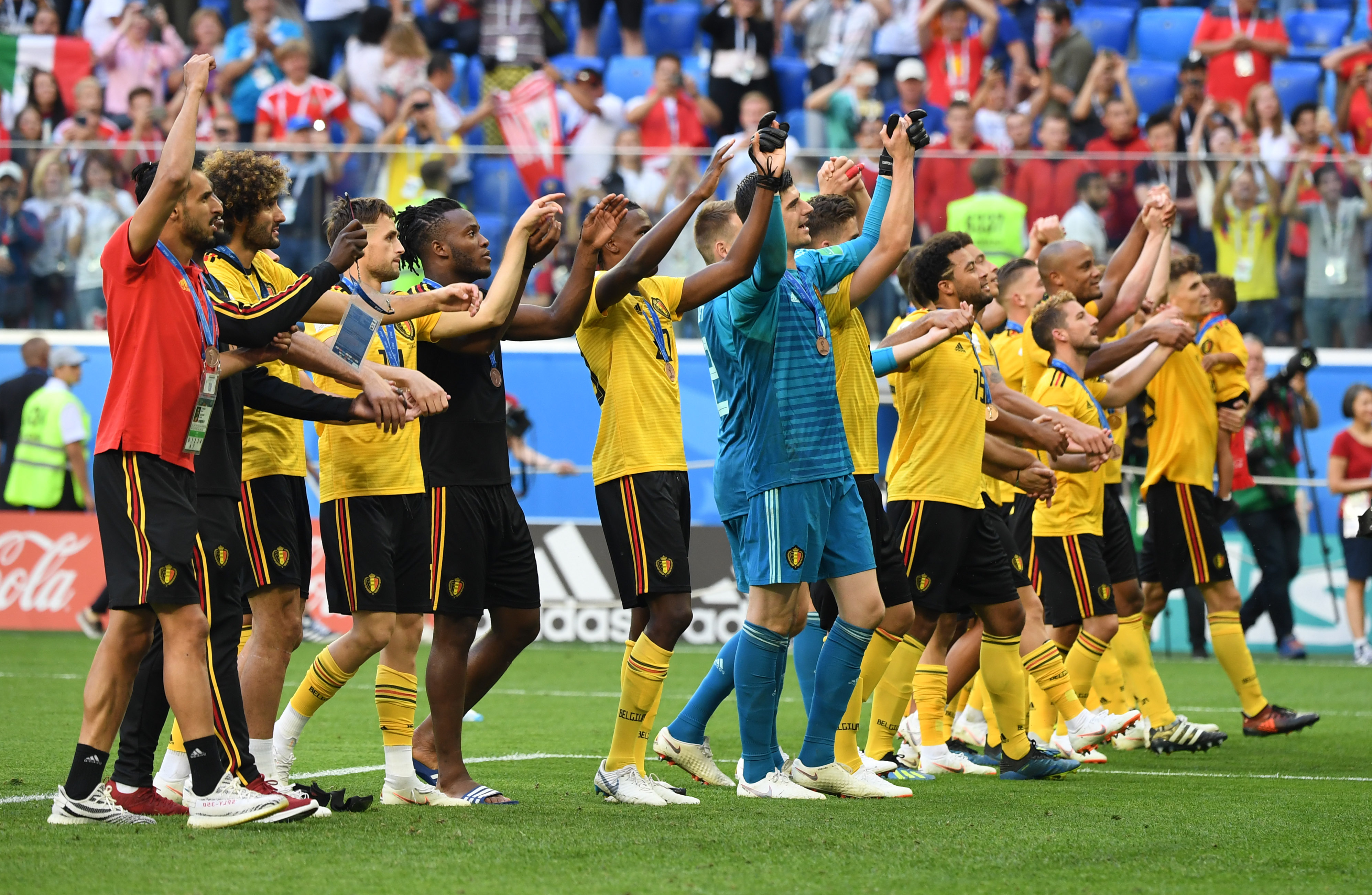 马尔基西奥玩皇马传奇二选一：C罗＞齐达内、大罗（马尔基西奥评皇马传奇：C罗力压齐达内与大罗）